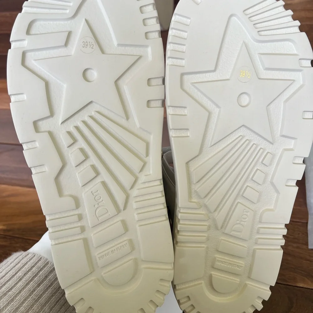 Dior Sandals sand size 9.5 NWT - Picture 6 of 8